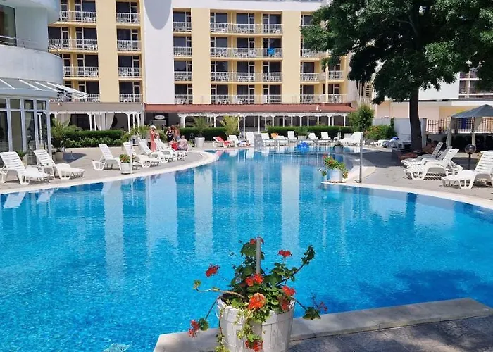 Sun Palace Suites